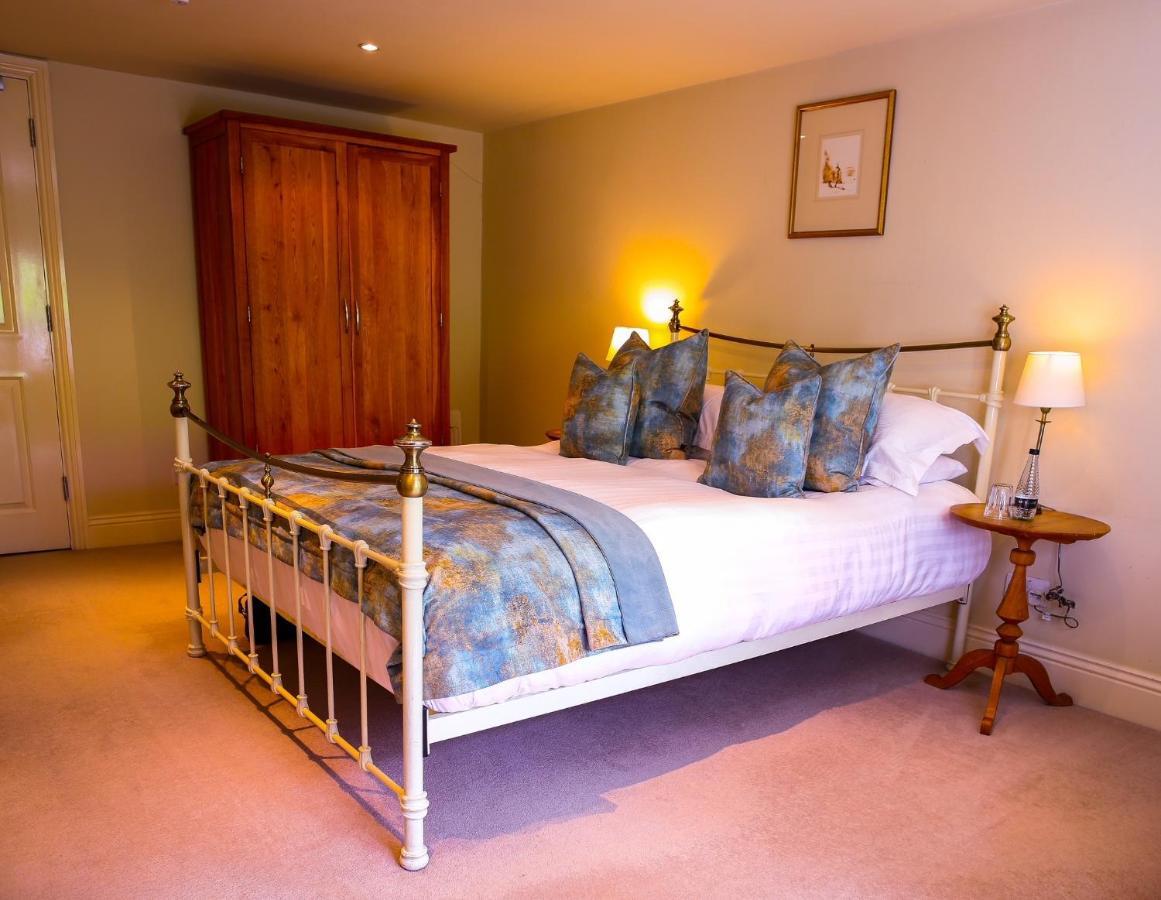 Plough Inn Lupton Luaran gambar