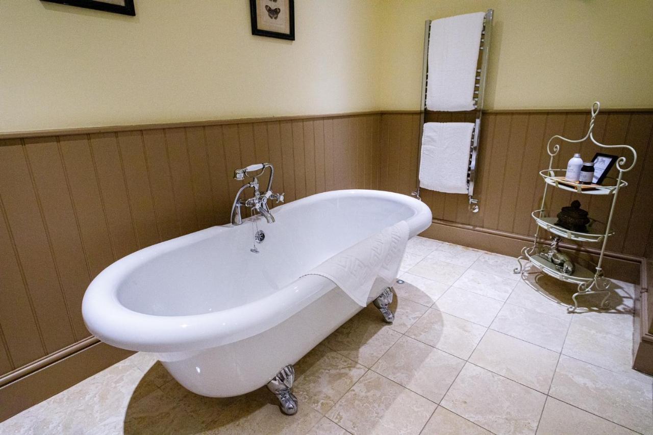 Plough Inn Lupton Luaran gambar